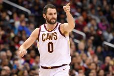 Kontrak Kevin Love di...