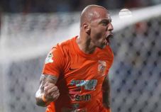 Borneo FC Depak Mantan...