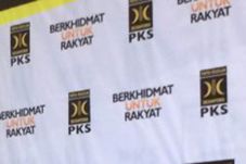 PKS Ingin Penentuan...