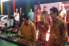 Bentuk Mekanik Handal,...