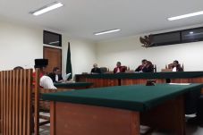 Money Politics, Mantan...