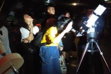 Planetarium Siaran Langsung...
