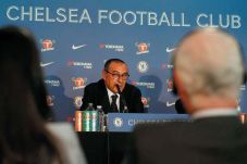 Pelatih Chelsea Mauricio...