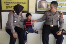 Ditemukan Tanpa Orang...