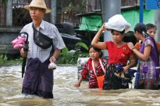 Banjir Terjang Myanmar...