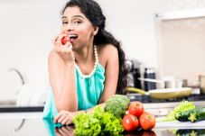 6 Tips Cara Makan Sehat,...