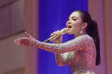 Tiket Konser Syahrini...