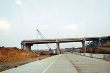 Macet Sudah Akut, Tol...