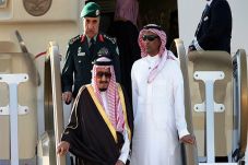 Raja Salman Liburan...