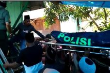 Isak Tangis Pecah di...
