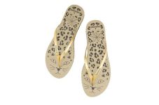 Kolaborasi Havaianas...