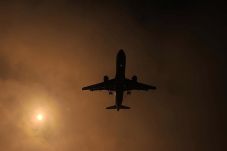 Pesawat Aeromexico Jatuh,...