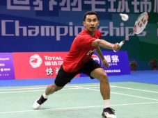 Tommy Kalah, Tunggal...
