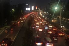 Gerbang Tol Dibuka,...