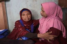Cerita Nenek Penjual...