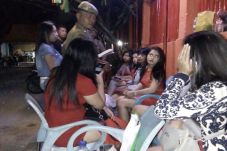 Puluhan Perempuan Pekerja...
