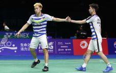 Kevin Cari Kado Ulang...
