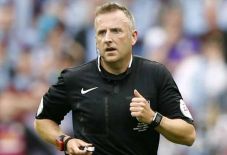 Wasit Saat Man City...