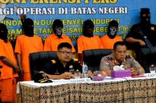 Bea Cukai dan Polri...
