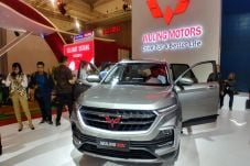 Tes Ombak Pasar SUV...