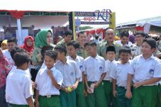 Bupati Karawang Minta...