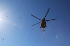 Helikopter Jatuh di...