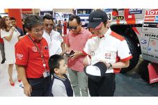 Hino Motors Sales Indonesia...
