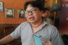 Munculnya Poros Ketiga...