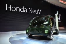 Sopir Emosi, Mobil Ini...