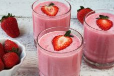 Smoothie Stroberi Bisa...