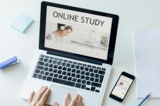 Perusahaan Startup Pendidikan...