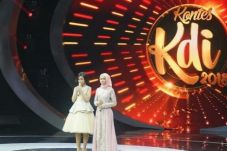 Persaingan Ketat 25...