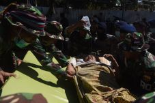 Korban Meninggal Gempa...
