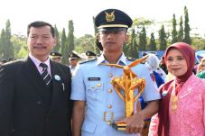 Kisah Anak Guru Menjadi...