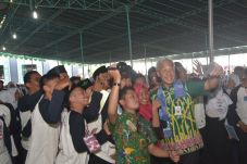 Dibully di Media Sosial,...