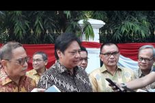 Temui JK, Airlangga...