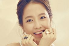 Park Bo Young Buka Rahasia...