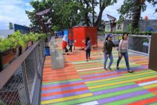 Pemkot Bandung Perpanjang...
