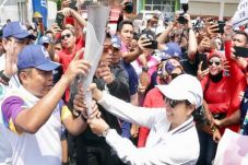 Ikut Torch Relay, Rini...