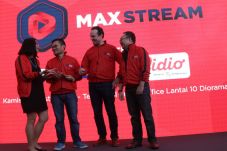 MAXStream Hadirkan Asian...