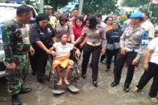 Asisten Rumah Tangga...