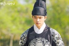 DO EXO Jadi Pria Kesepian