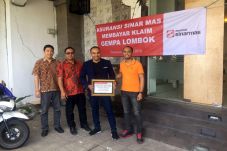 Asuransi Sinar Mas Bayar...