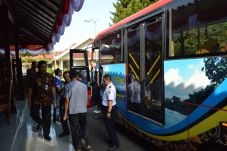 Bus Trans Jateng Beroperasi...