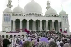 Masjid di China Hendak...