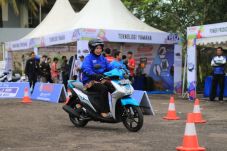 Jokowi Terbukti Suka...