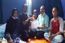 Kemenkop dan UKM Beri...