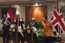 Inggris: Penguatan Kerjasama...