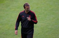 Lopetegui Berharap Atletico...