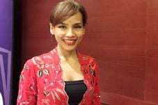 Ayu U tami Ajak Masyarakat...
